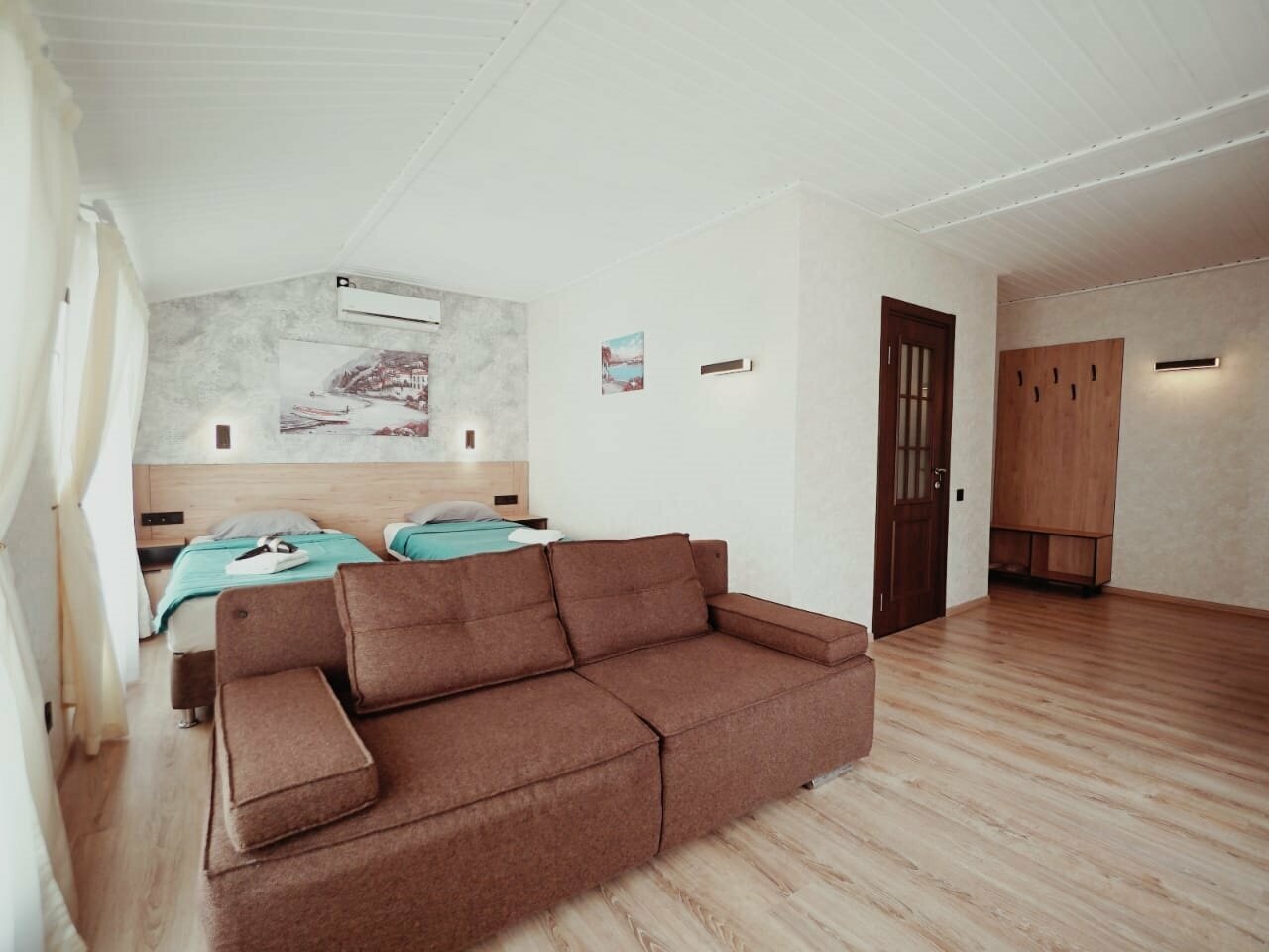 Гостиница Морской Новороссийск-214