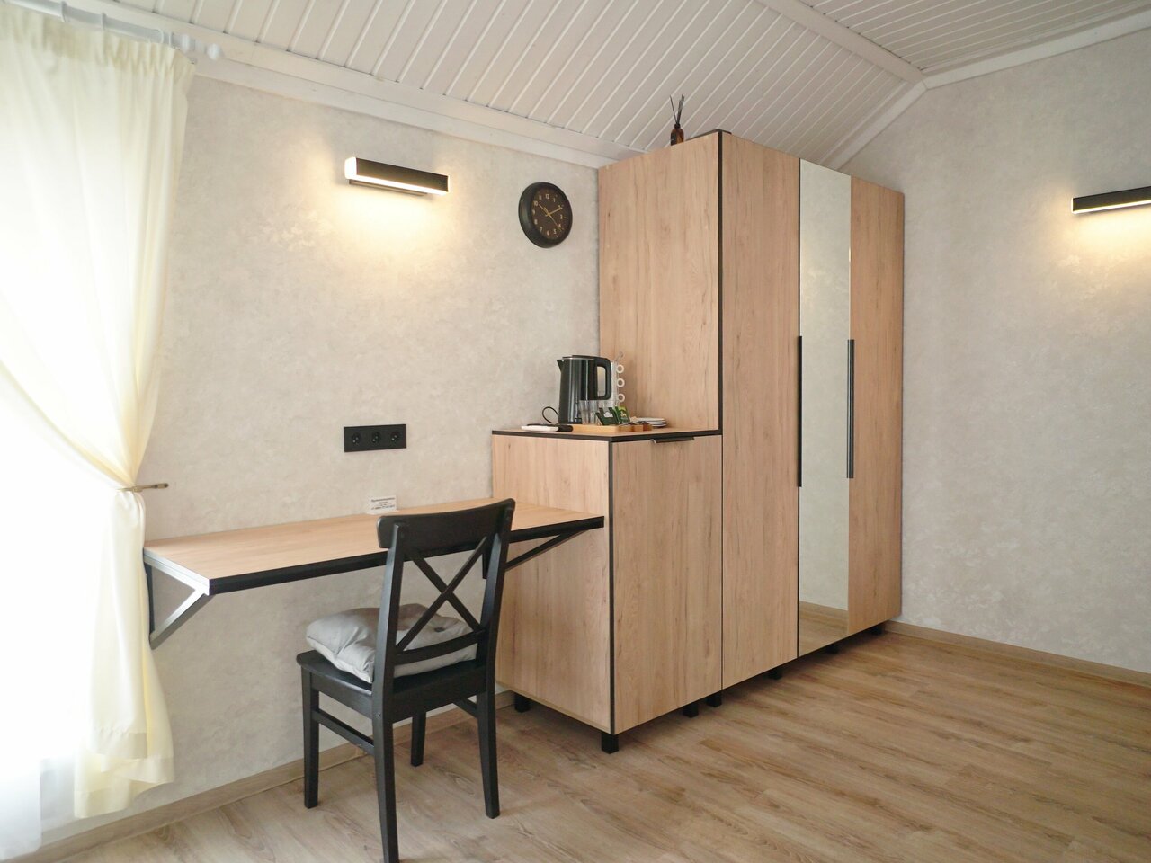 Гостиница Морской Новороссийск