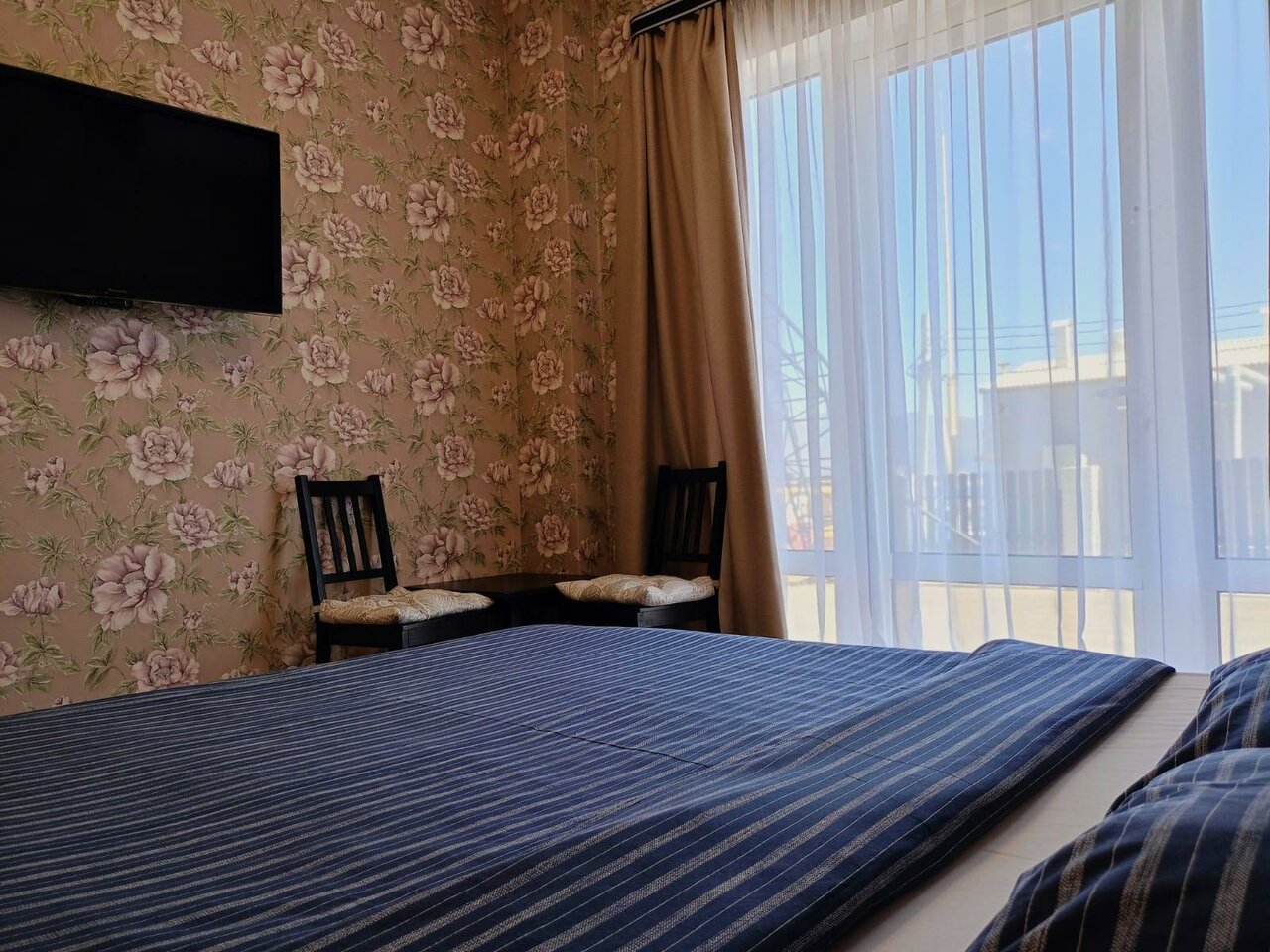 Гостиница Морской Новороссийск-183