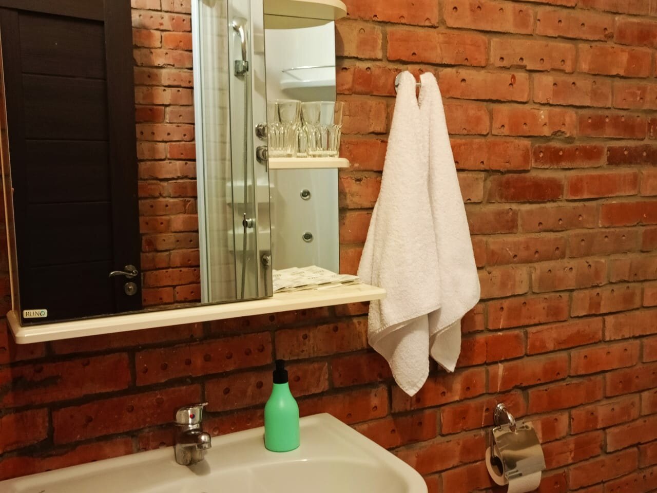 Гостиница Морской Новороссийск