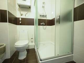 Гостиница Морской Новороссийск Двухместный номер с большой двуспальной кроватью СТАНДАРТ ПЛЮС-8