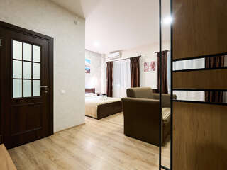 Гостиница Морской Новороссийск Стандартный двухместный номер с 1 кроватью-9