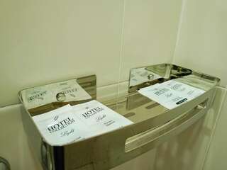 Гостиница Морской Новороссийск Улучшенный двухместный номер "SUPERIOR" с одной большой кроватью-13