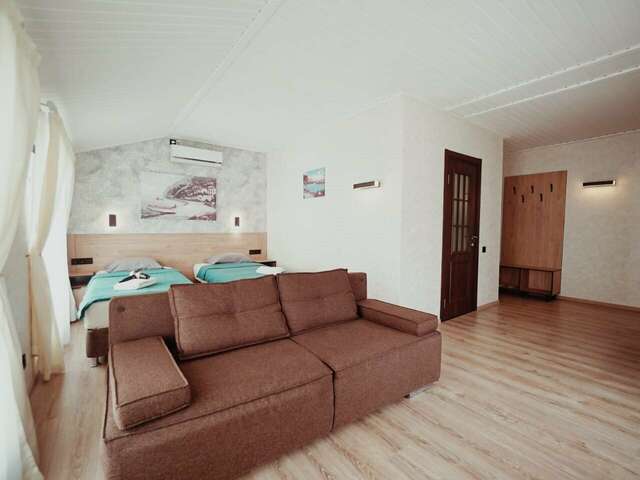 Гостиница Морской Новороссийск-213